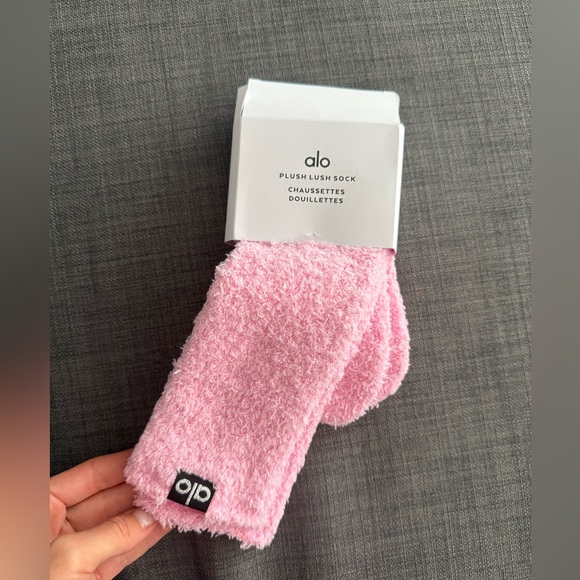 ALO Yoga Accessories - ALO Yoga Women's Plush Lush Sock